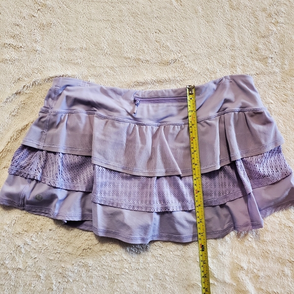 Lululemon Skort. Light Purple. Size 8. - Picture 4 of 6
